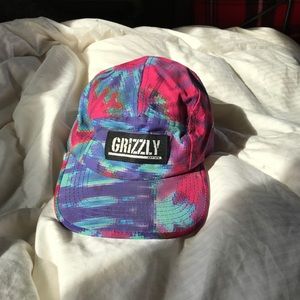 Grizzly Grip tape, Diamond Supply Co hat
